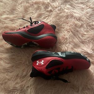 red under armor basketball shoes
